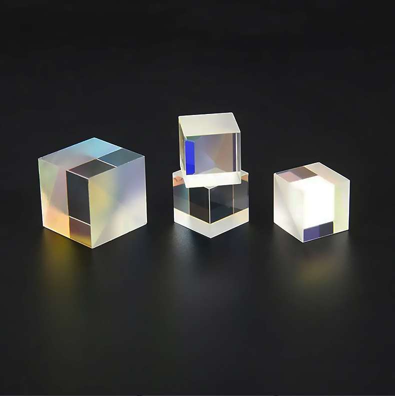 Polarization Beamsplitter Cubes (PBS)